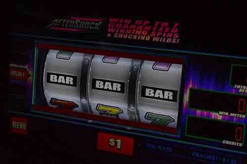 slot ฝากไม่มีขั้นต่ำ กับค่ายเกมพนันที่เหมาะสมกับการลงทุน